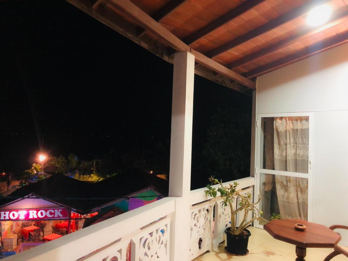Blue Sea View Bed & Breakfast Unawatuna Bagian luar foto