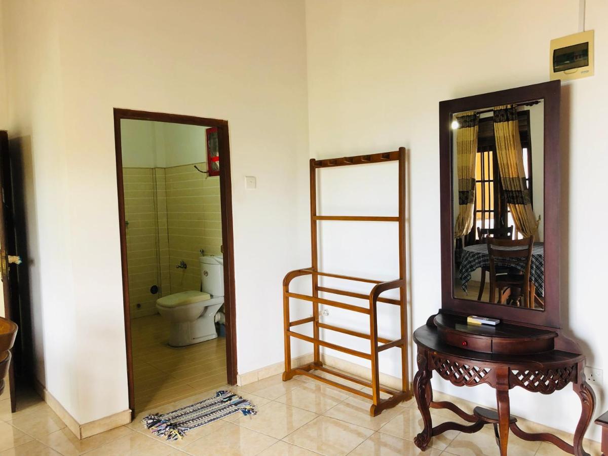 Blue Sea View Bed & Breakfast Unawatuna Bagian luar foto