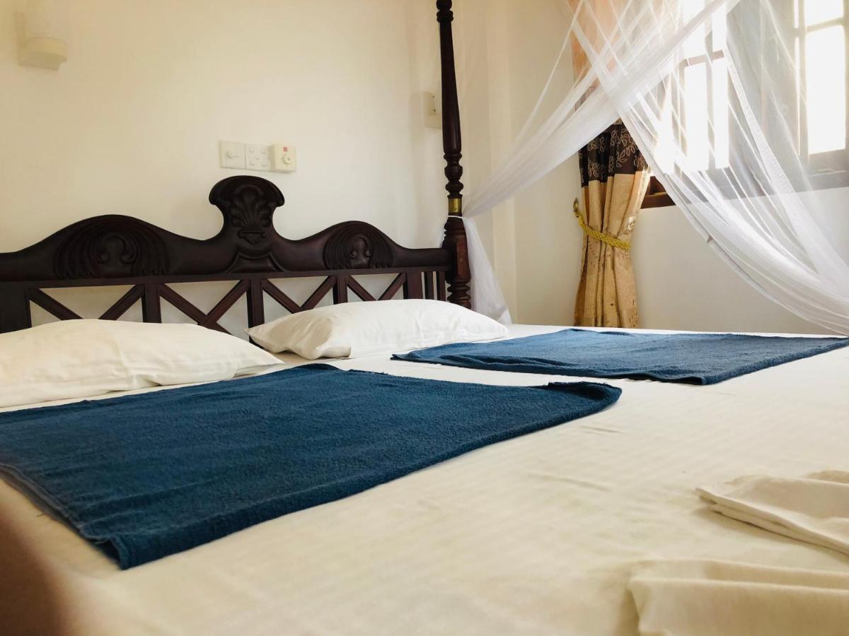 Blue Sea View Bed & Breakfast Unawatuna Bagian luar foto