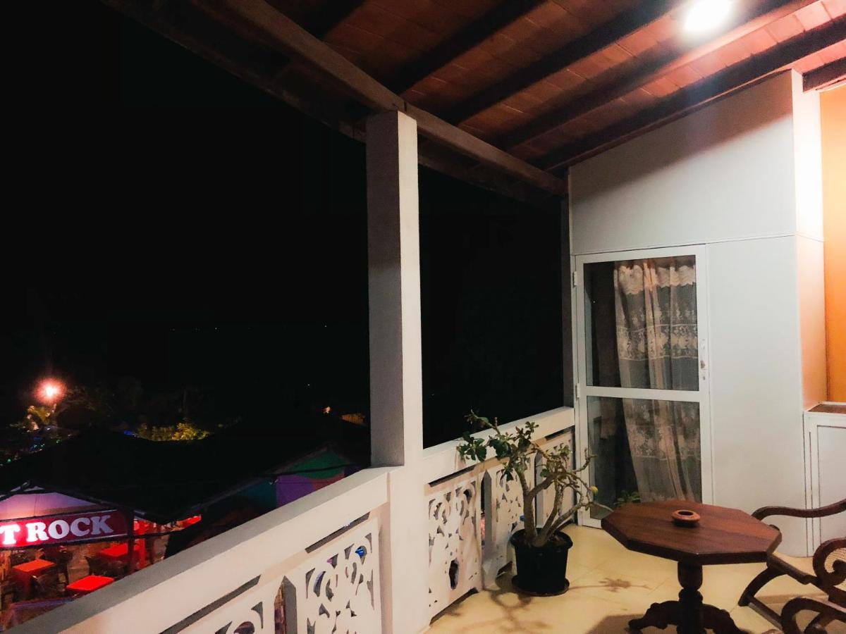 Blue Sea View Bed & Breakfast Unawatuna Bagian luar foto