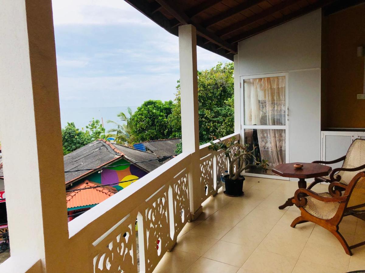 Blue Sea View Bed & Breakfast Unawatuna Bagian luar foto