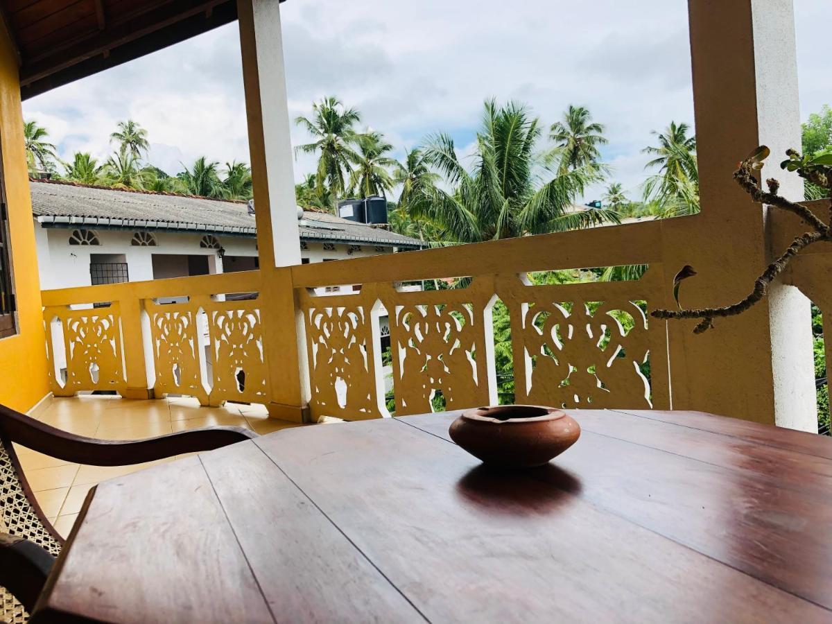 Blue Sea View Bed & Breakfast Unawatuna Bagian luar foto