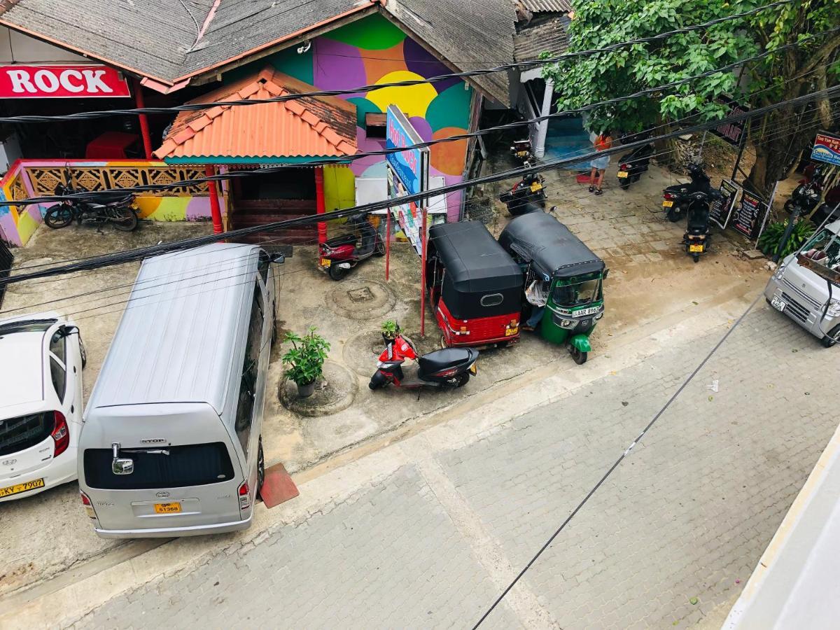 Blue Sea View Bed & Breakfast Unawatuna Bagian luar foto