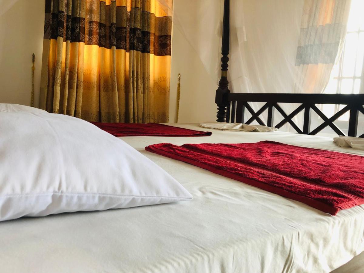 Blue Sea View Bed & Breakfast Unawatuna Bagian luar foto