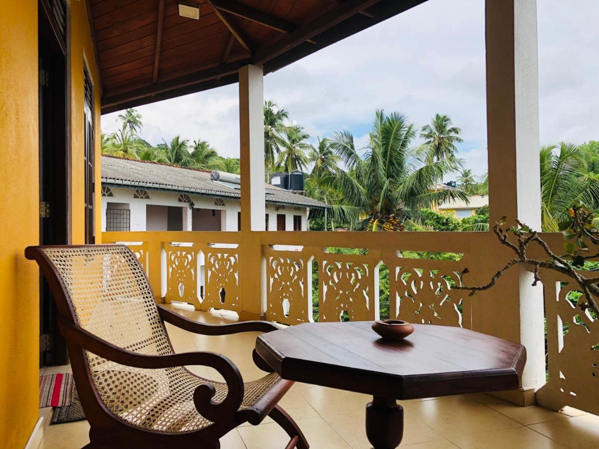 Blue Sea View Bed & Breakfast Unawatuna Bagian luar foto